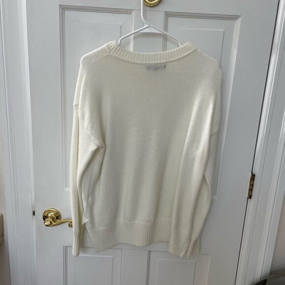Banana Republic Sweater - Picture 3 of 3